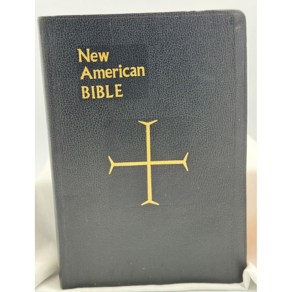 New American Bible Saint Joseph Edition- Large Type - 1980 Catholic Book Pub Co